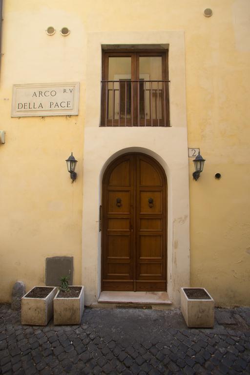 Relais Arco Della Pace Hotel Rome Exterior photo