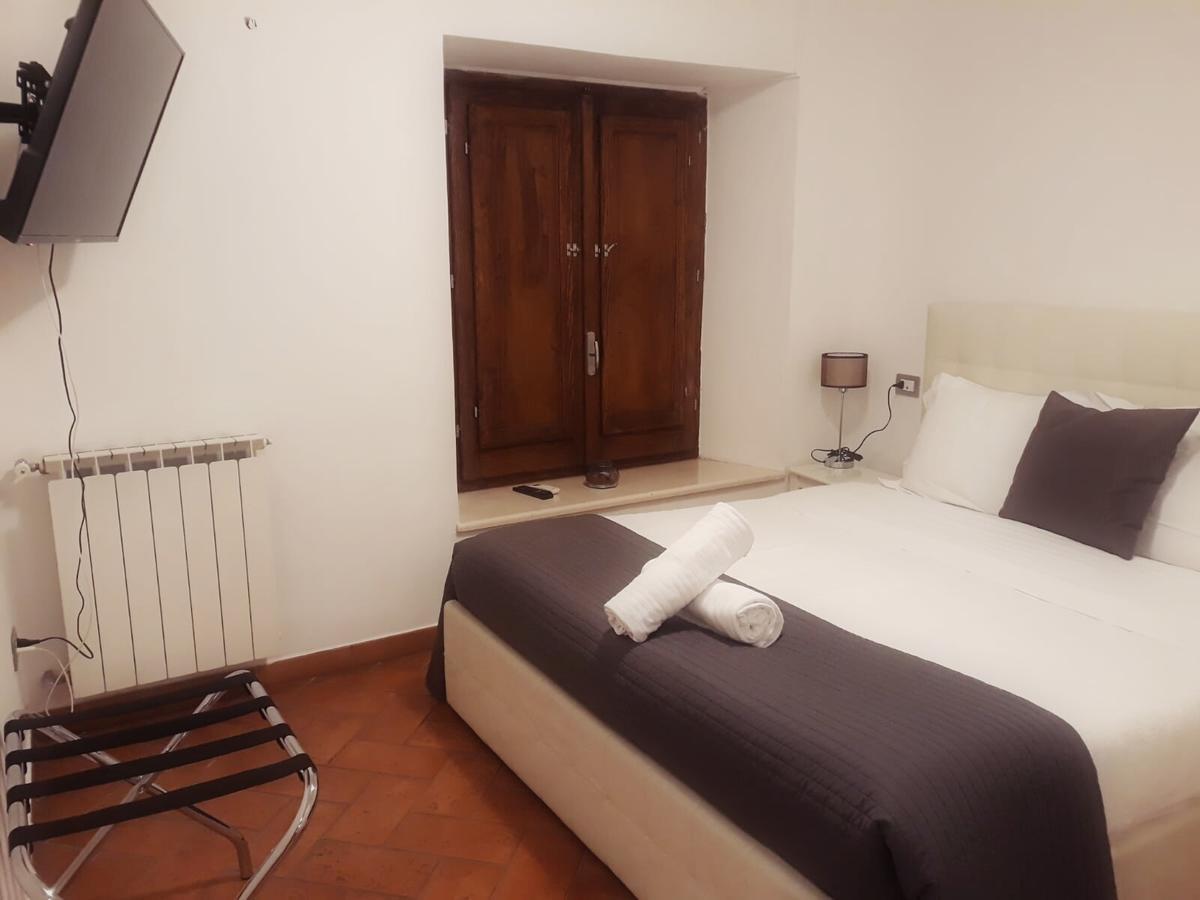 Relais Arco Della Pace Hotel Rome Exterior photo